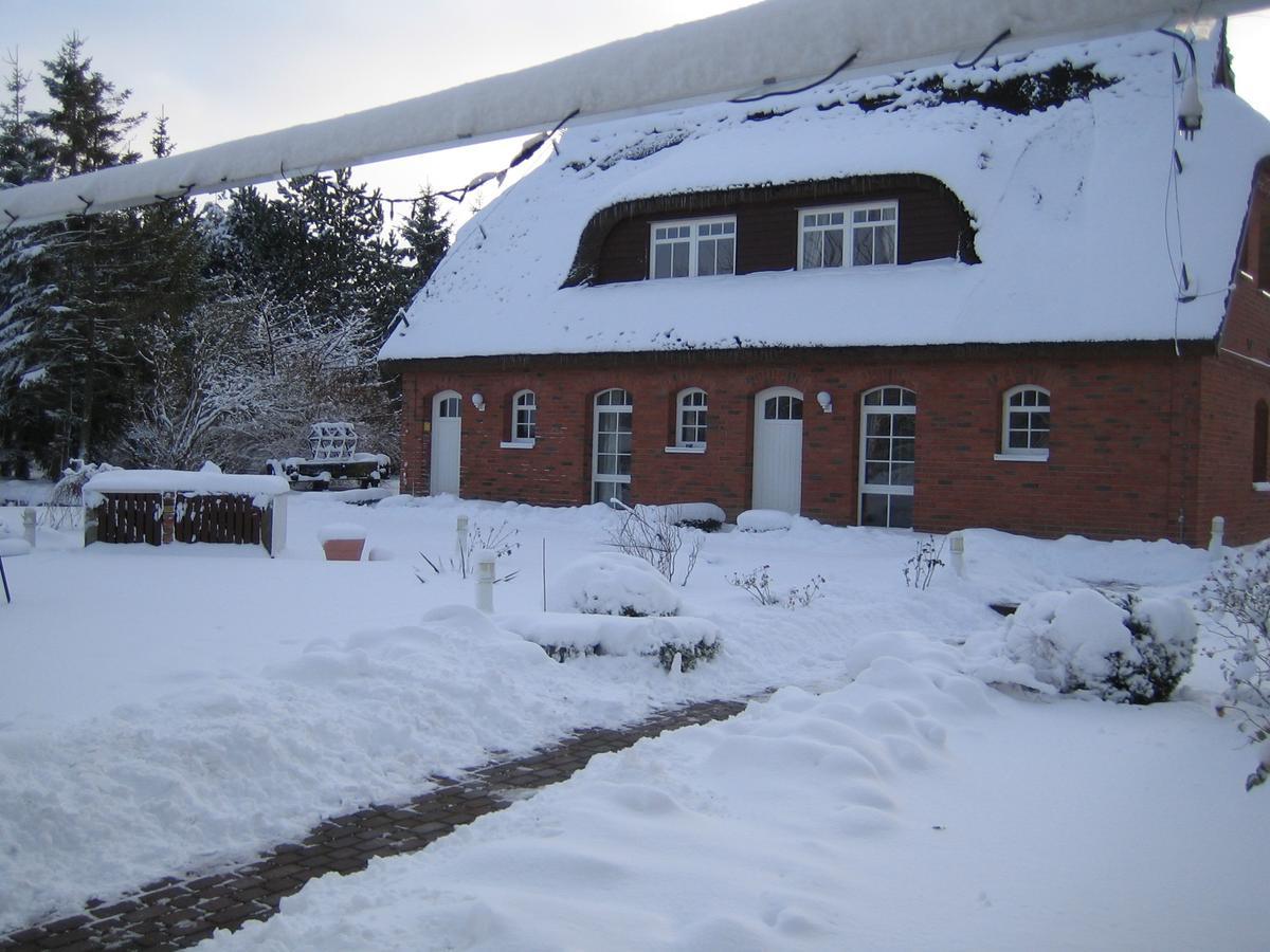 Hotel Alt Wittower Krug Wiek auf Rügen Exterior foto
