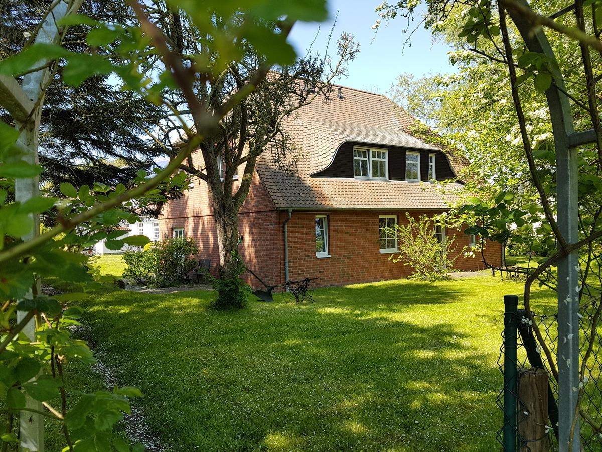 Hotel Alt Wittower Krug Wiek auf Rügen Exterior foto
